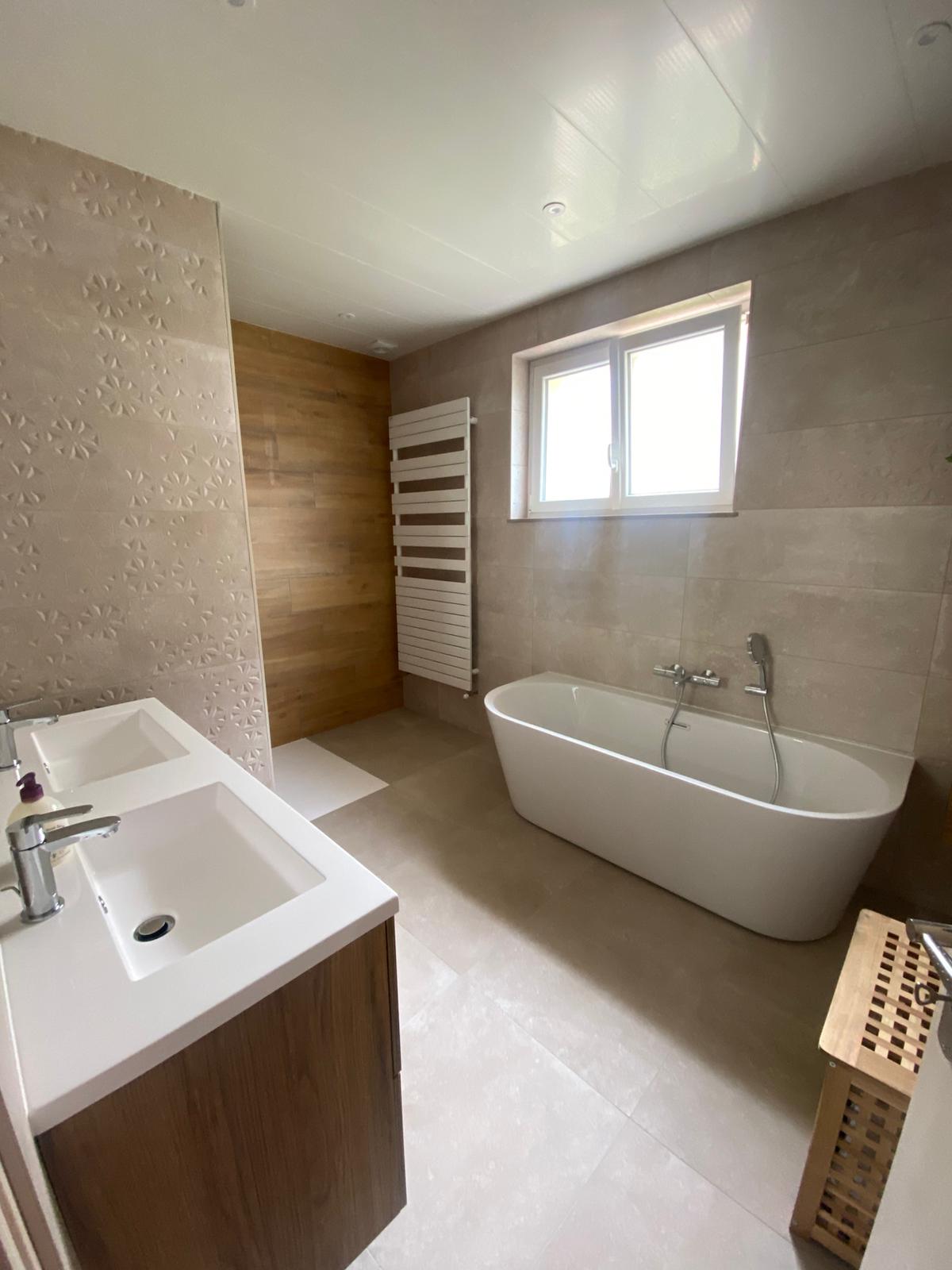 Salle de bain clé en main